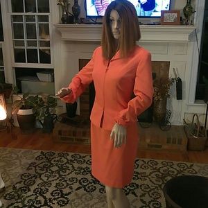 Spiegel ladies tangerine 2pc suit